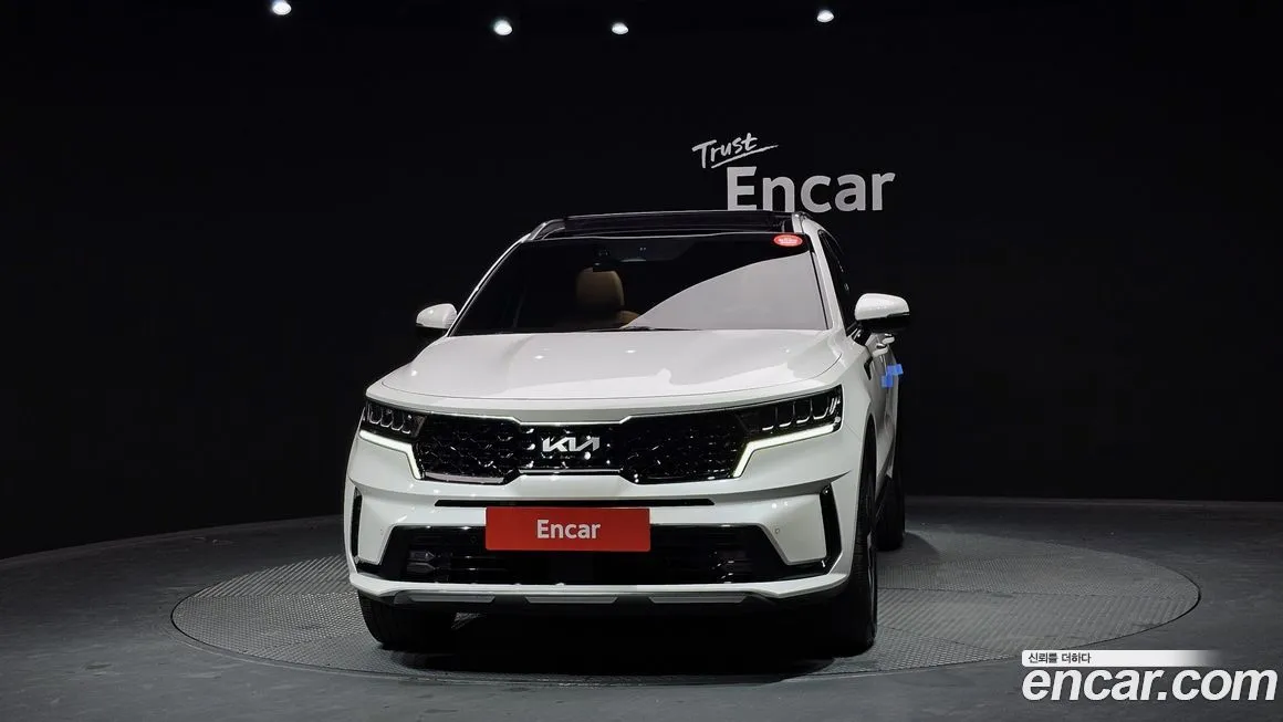 Kia Sorento — фото 6