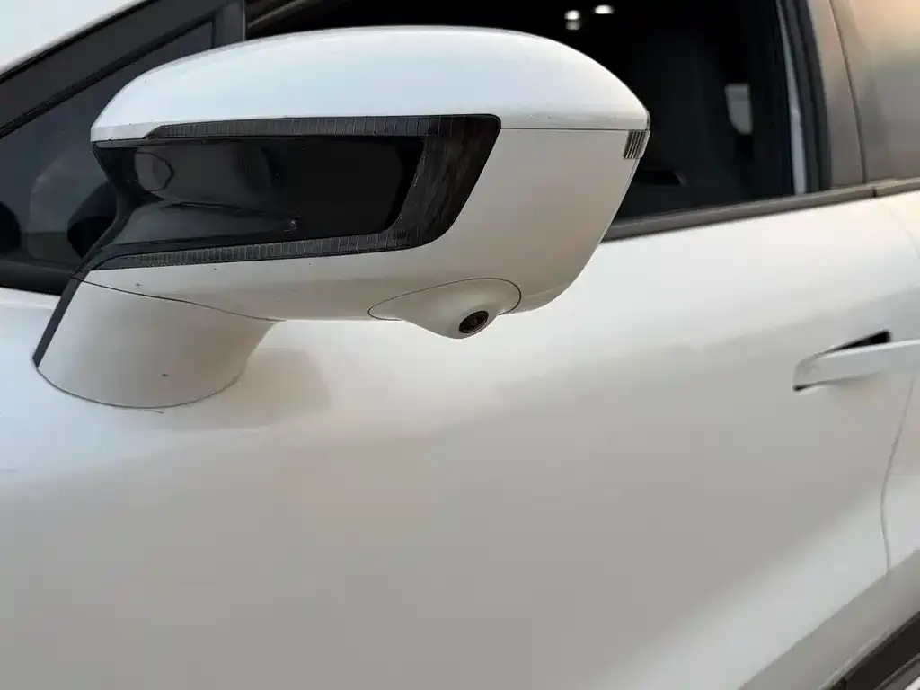 Changan UNI-T 2024 из CN, фото 2