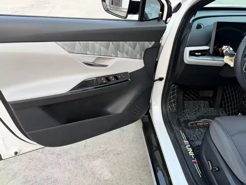 Changan UNI-T 2024 из CN, фото 3