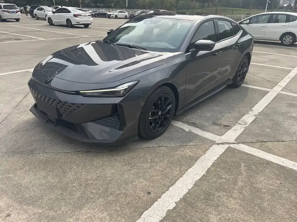 Changan UNI-V 2024 из CN, фото 1
