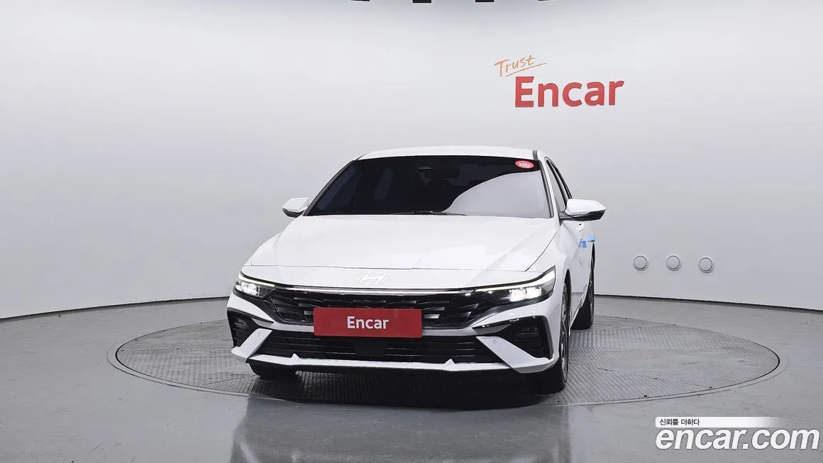 Hyundai AVANTE — фото 2