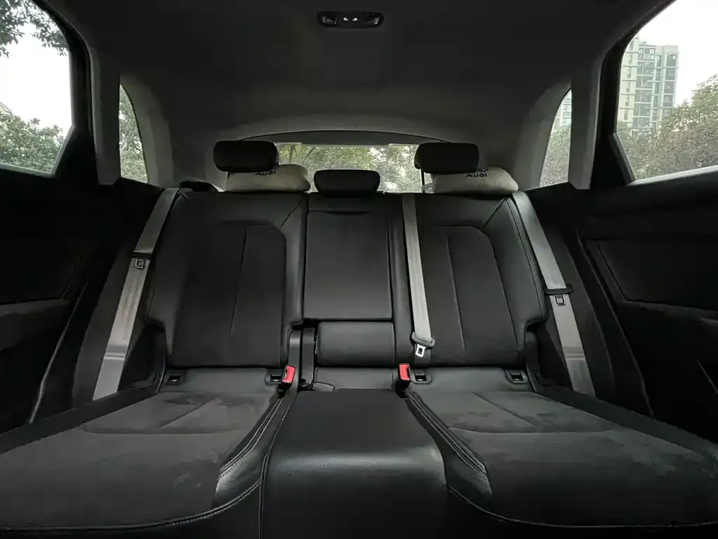 Audi Q3 2022 из CN, фото 2