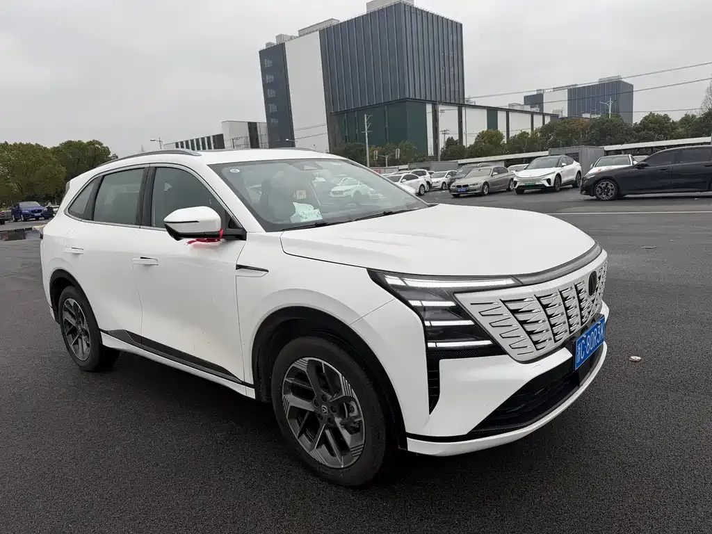 Changan CS75PLUS — фото 3
