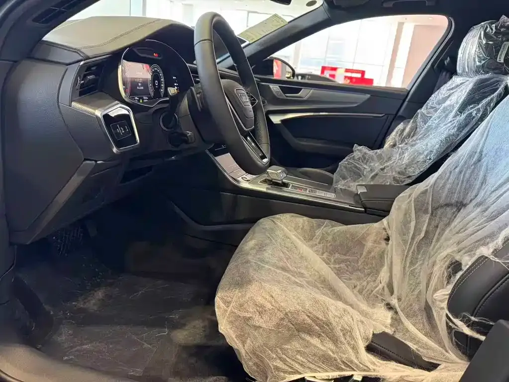 Audi A6L 2025 из CN, фото 9