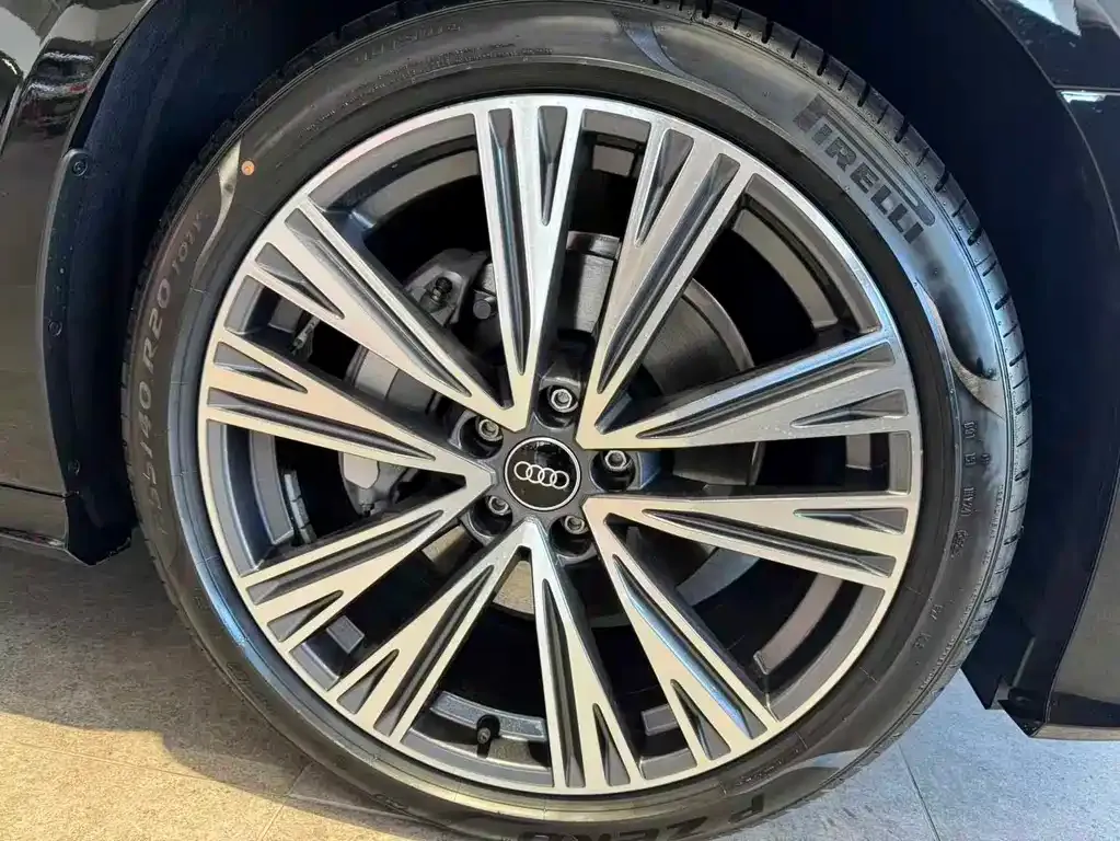 Audi A6L 2025 из CN, фото 2