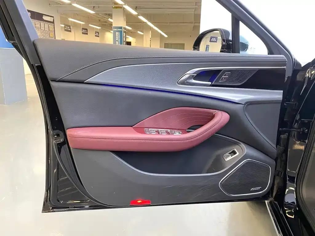 Hongqi H5 2023 из CN, фото 2