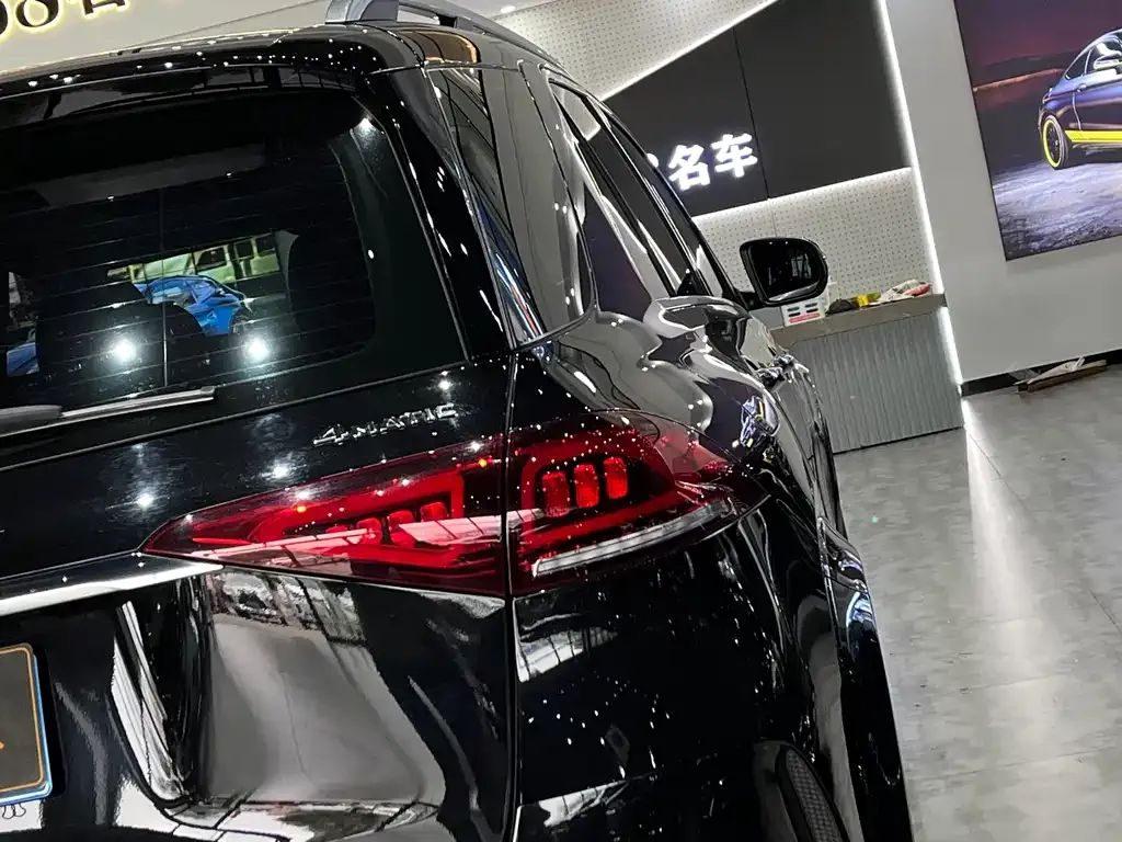 Mercedes-Benz GLE — фото 7