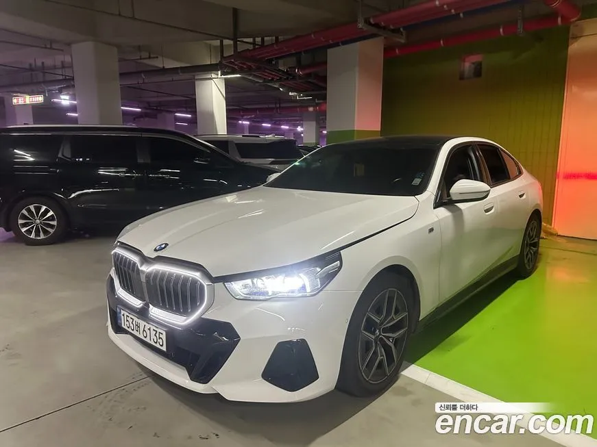 BMW 5-Series 2024 из KR, фото 2
