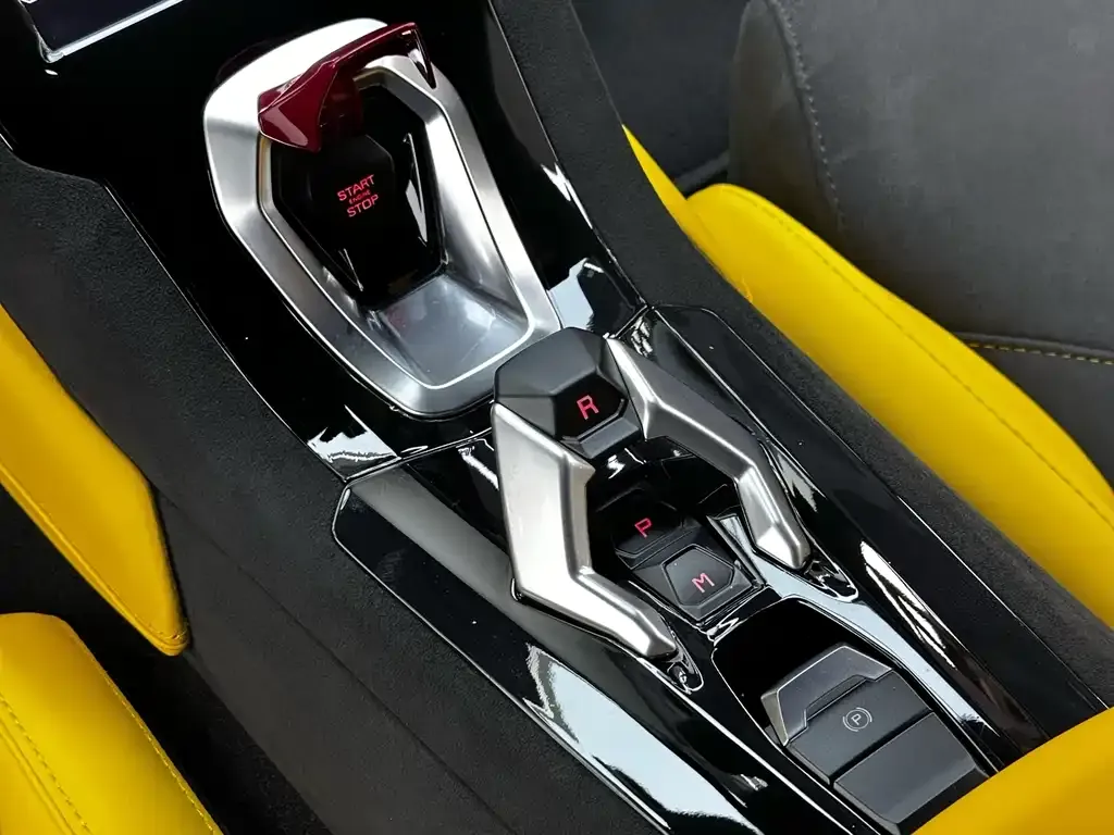Lamborghini Huracan 2024 из CN, фото 2