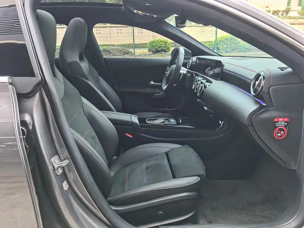 Mercedes-Benz CLA (Import) 2025 из CN, фото 2