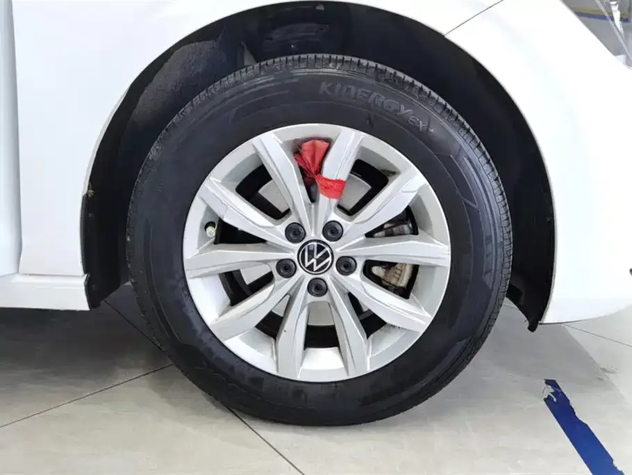 Volkswagen Polo 2023 из CN, фото 9