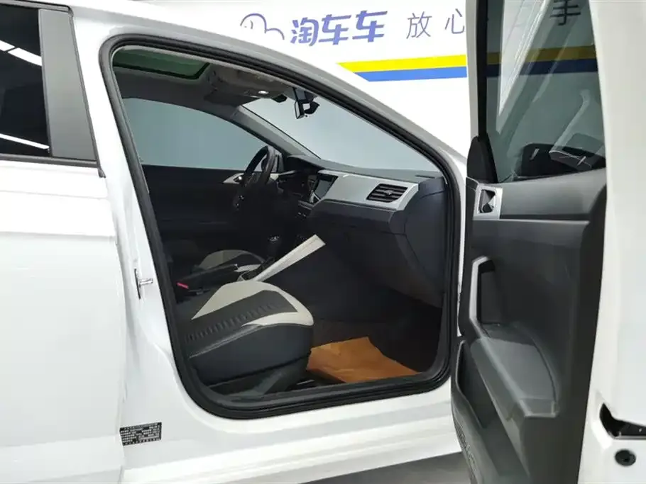 Volkswagen Polo 2023 из CN, фото 3