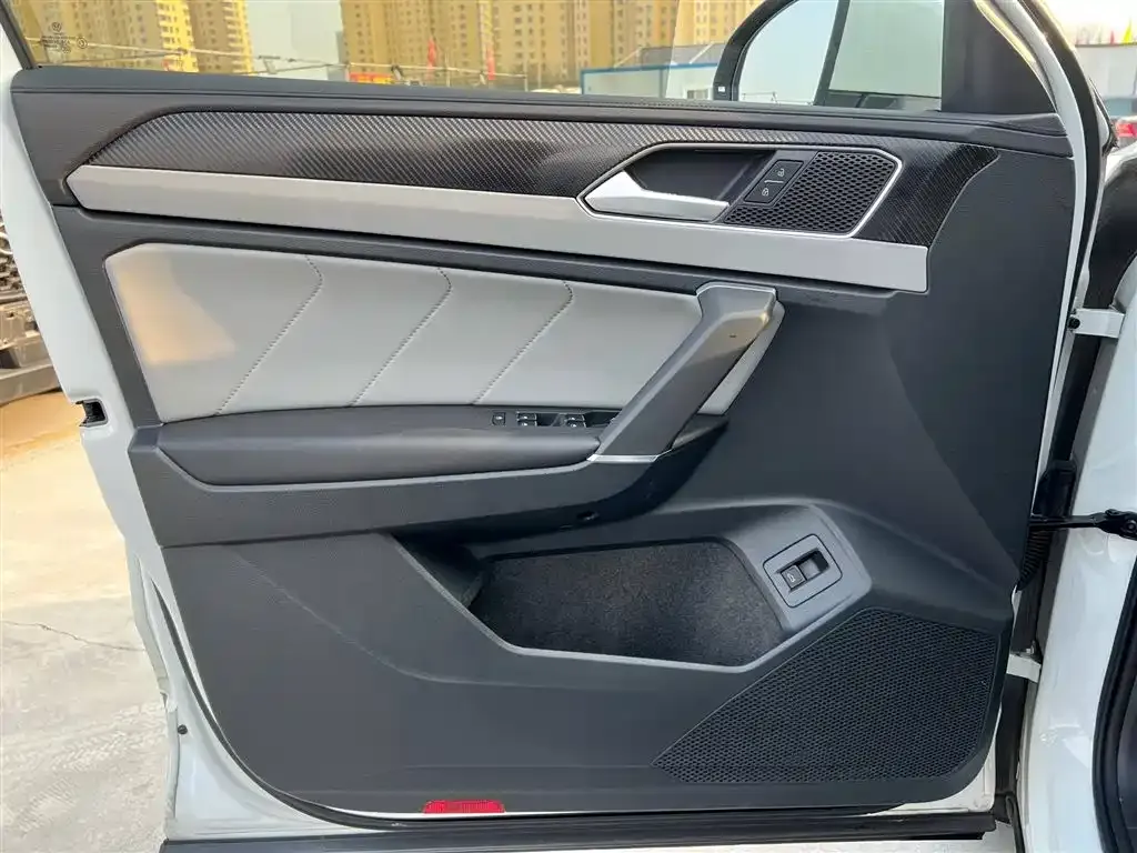 Volkswagen Tayron 2023 из CN, фото 4