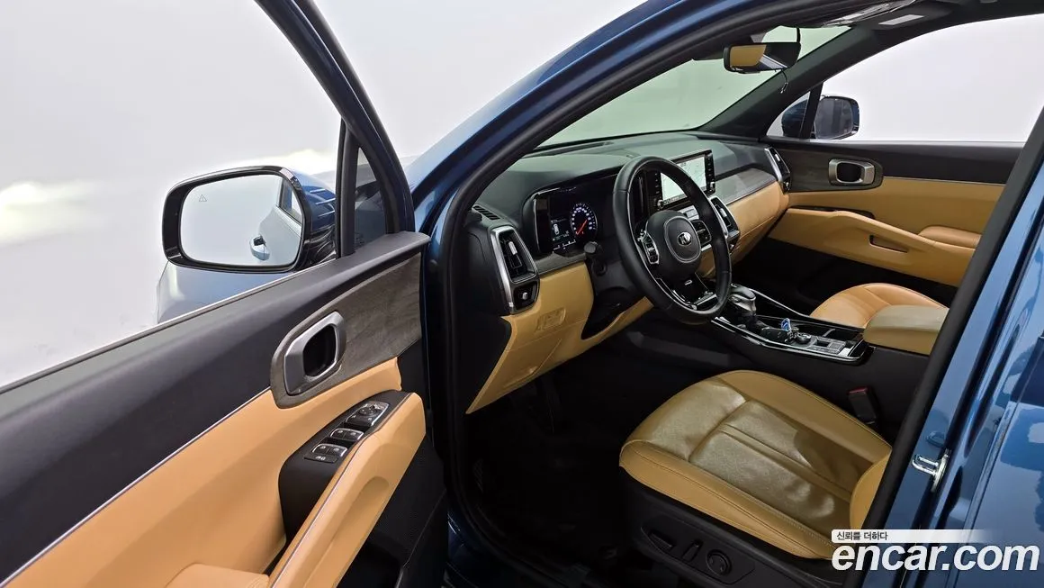 Kia Sorento — фото 8
