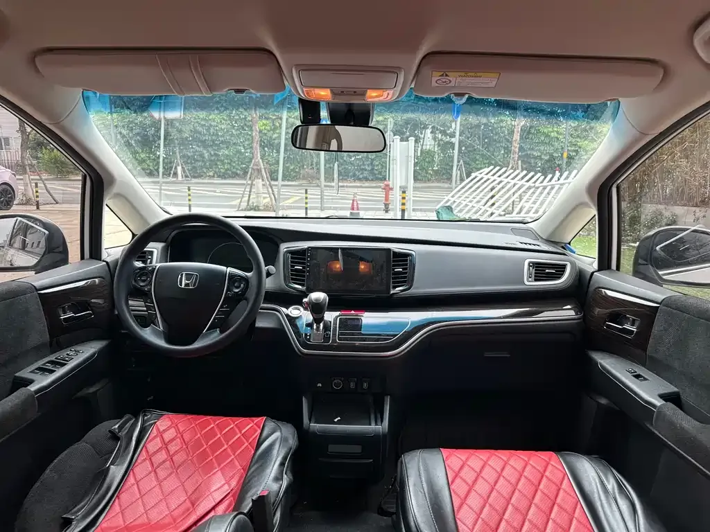 Honda Odyssey 2021 из CN, фото 4