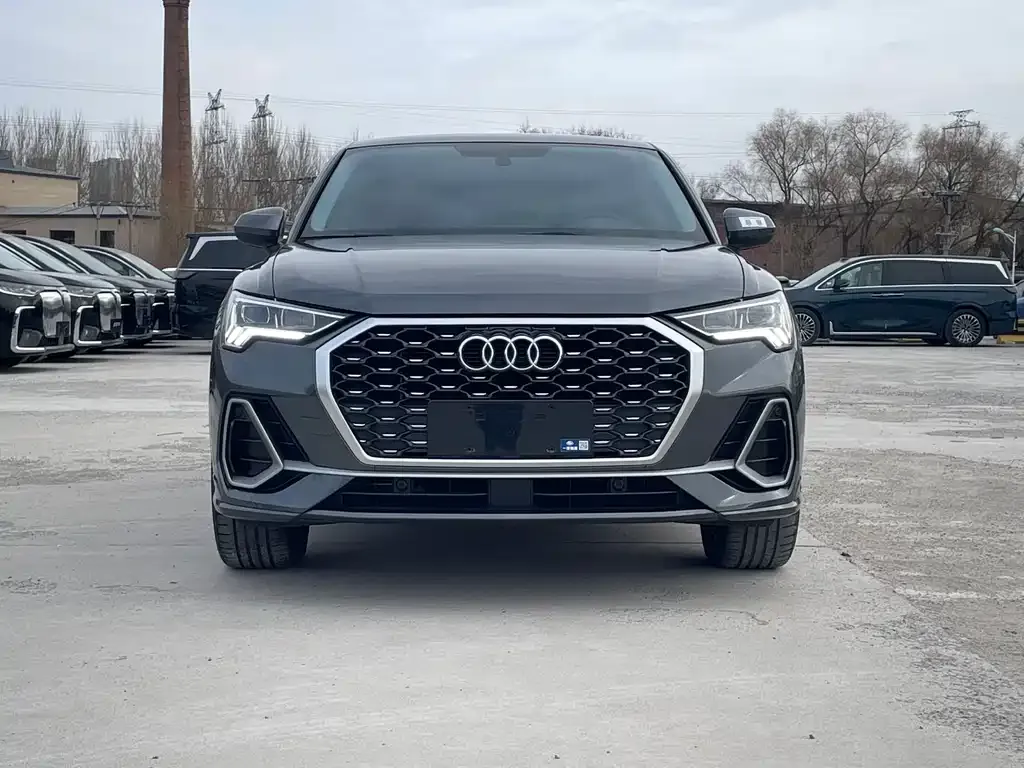 Audi Q3 Sportback — фото 2