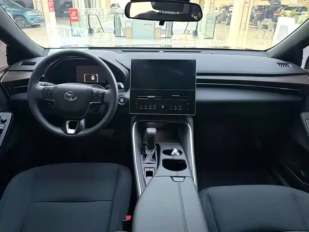 Toyota Avalon — фото 2