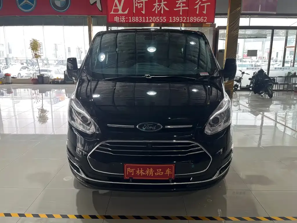 Ford Tourneo 2023 из CN, фото 6