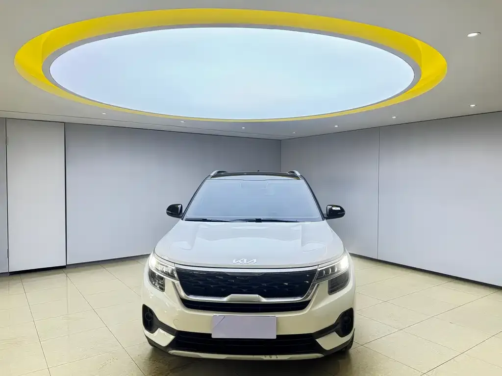 Kia KX3 2022 из CN, фото 2