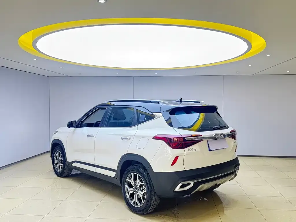 Kia KX3 2022 из CN, фото 6
