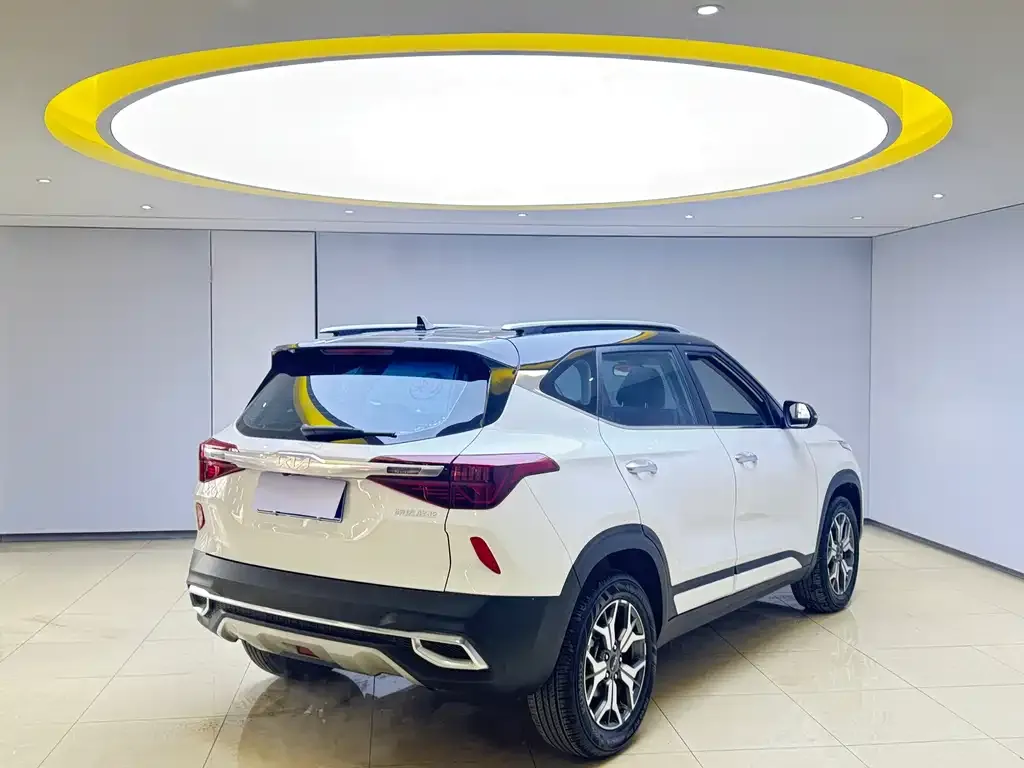 Kia KX3 2022 из CN, фото 10