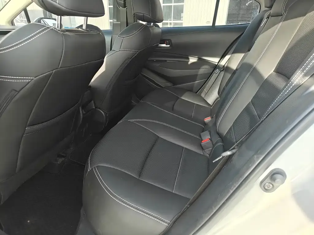 Toyota Corolla 2023 из CN, фото 4