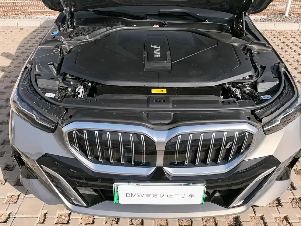 BMW i5 — фото 9