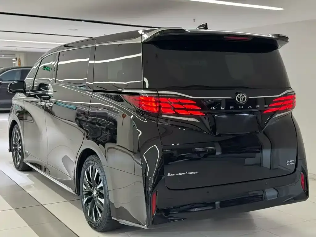 Toyota Alphard 2025 из CN, фото 3