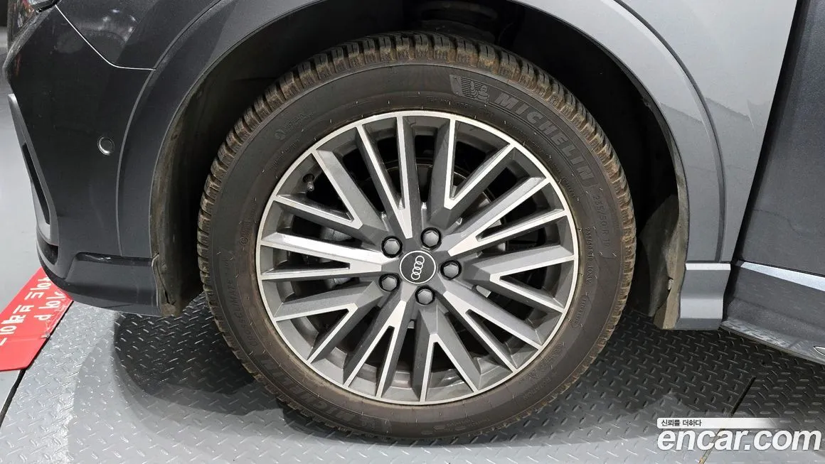 Audi Q3 2023 из KR, фото 8