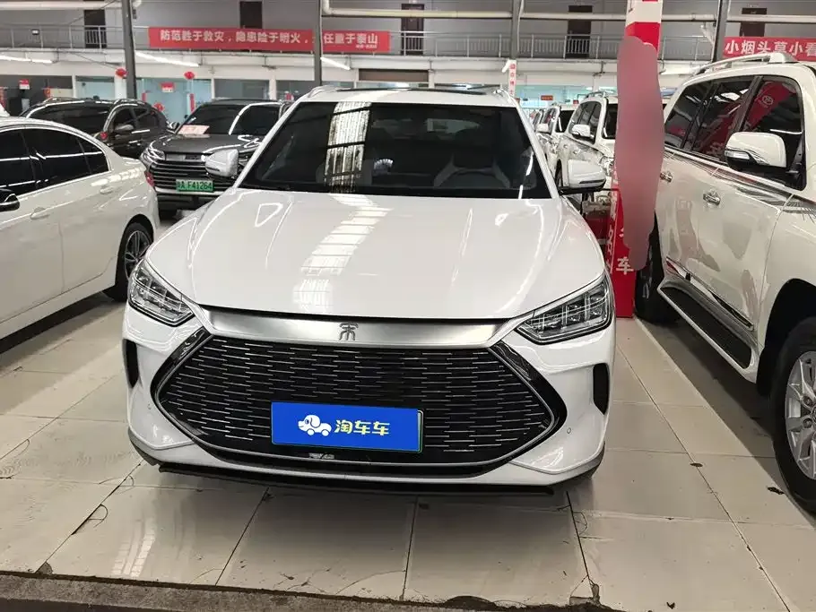 BYD PLUS New Energy — фото 9