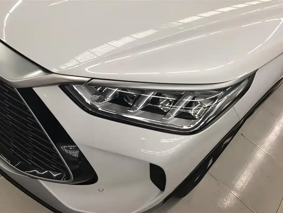 BYD PLUS New Energy — фото 10
