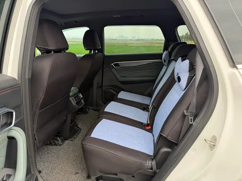 Geely Haoyue L 2024 из CN, фото 6