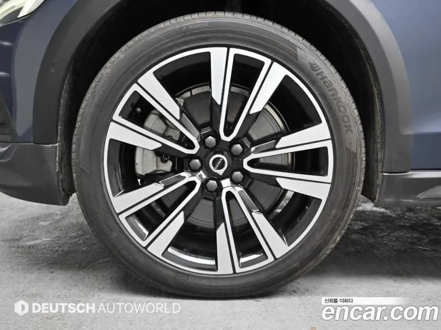 Volvo V60 2023 из KR, фото 8