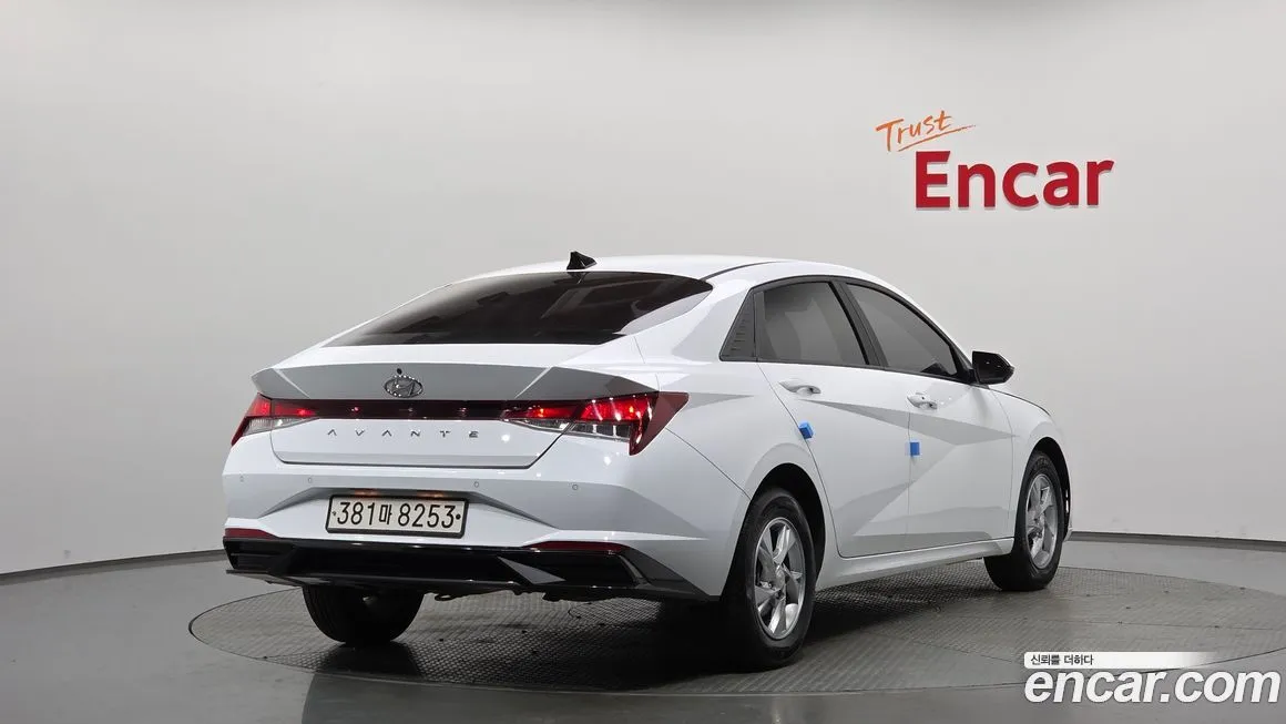 Hyundai AVANTE 2021 из KR, фото 3