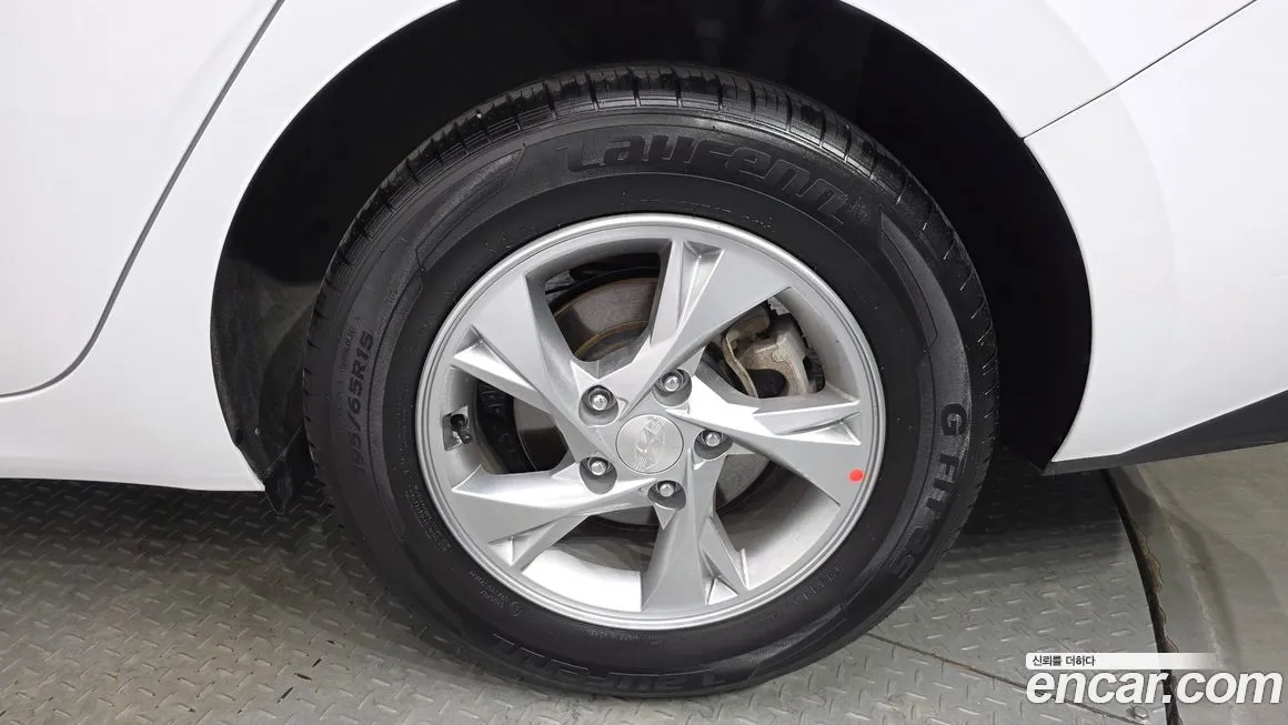 Hyundai AVANTE 2021 из KR, фото 10
