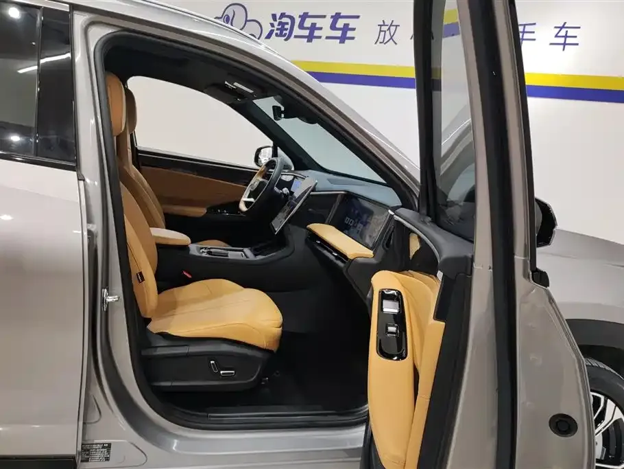 Geely Galaxy L7 — фото 4