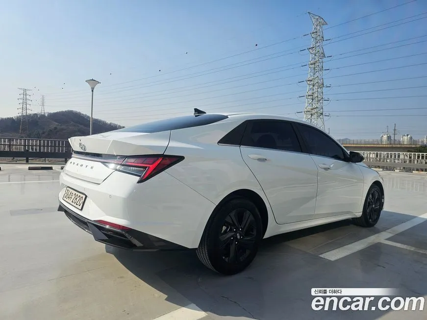 Hyundai AVANTE — фото 4