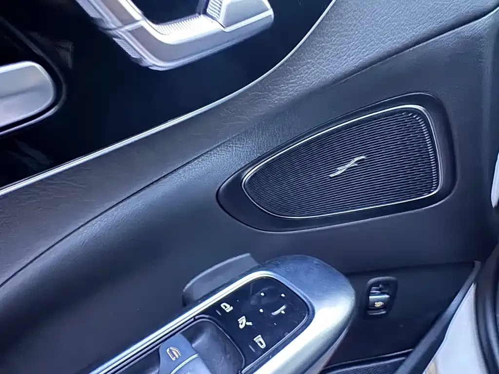 Mercedes-Benz C-Class 2024 из CN, фото 4