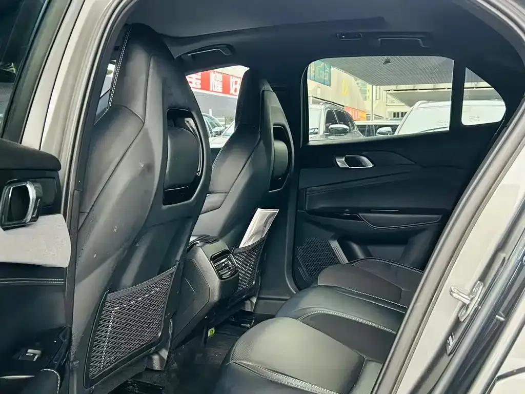 Lynk & Co 02 Hatchback 2023 из CN, фото 8