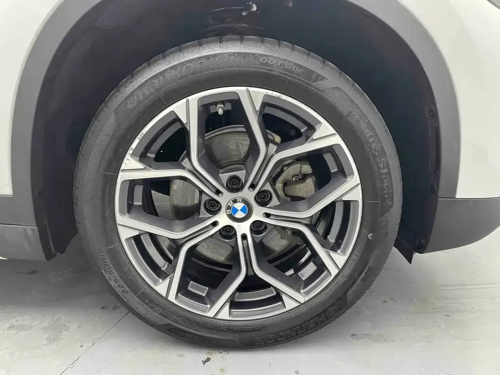 BMW X1 2021 из CN, фото 8
