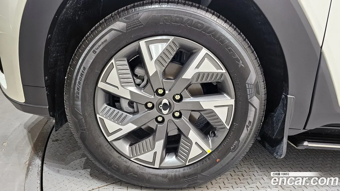 KG Mobility (Ssangyong) Torres — фото 10