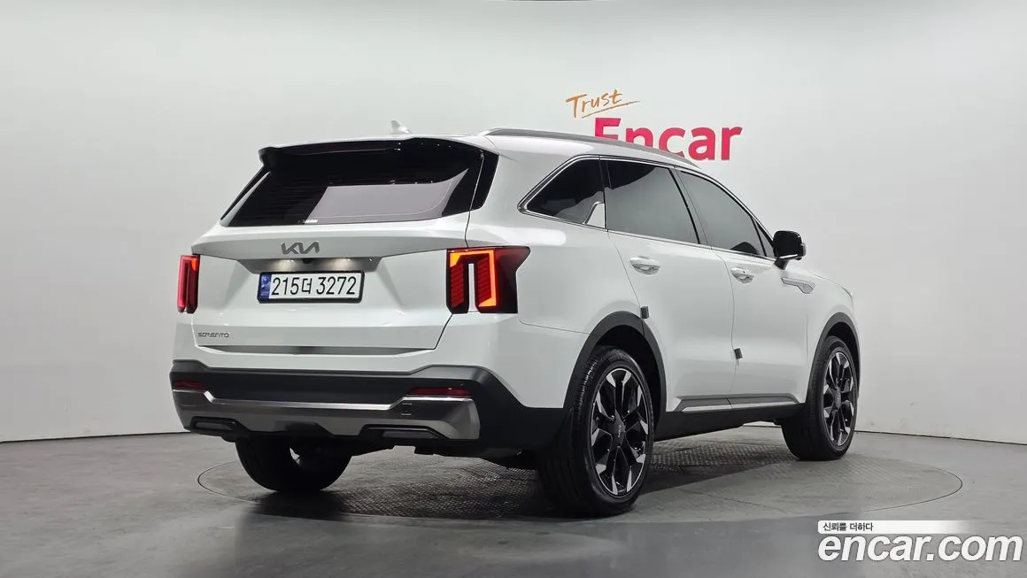 Kia Sorento — фото 6
