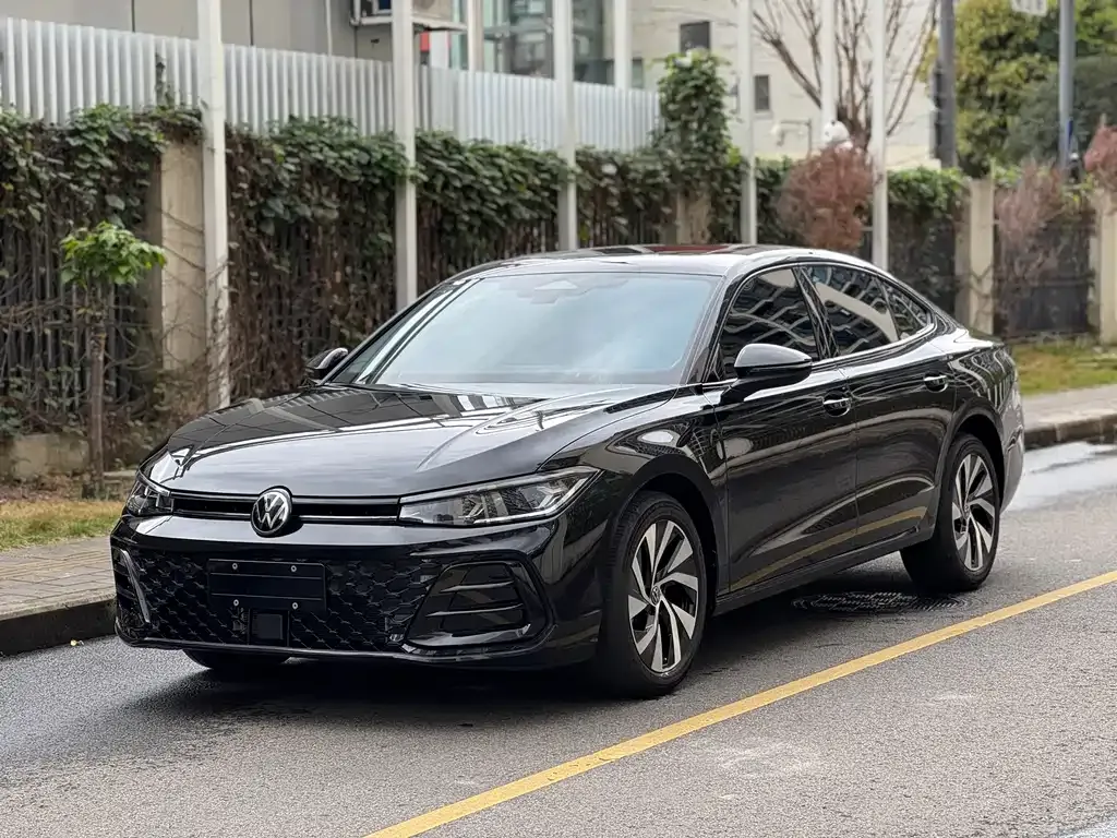 Volkswagen Passat 2025 из CN, фото 1