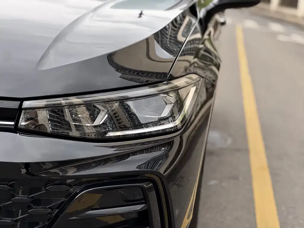 Volkswagen Passat 2025 из CN, фото 8