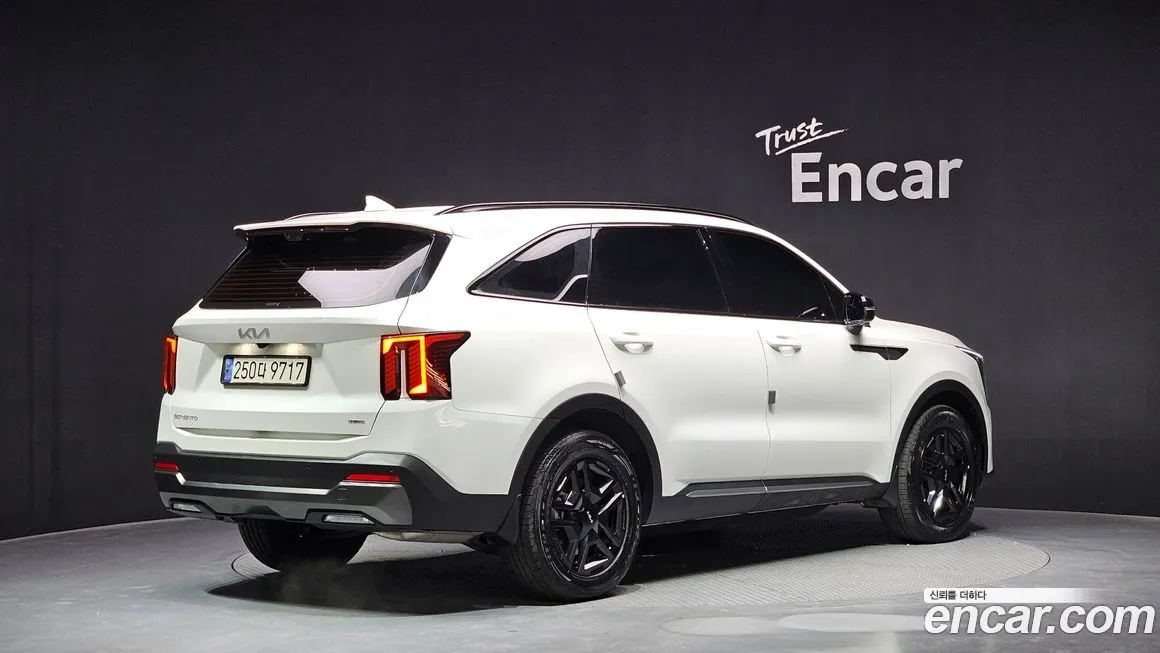 Kia Sorento — фото 4