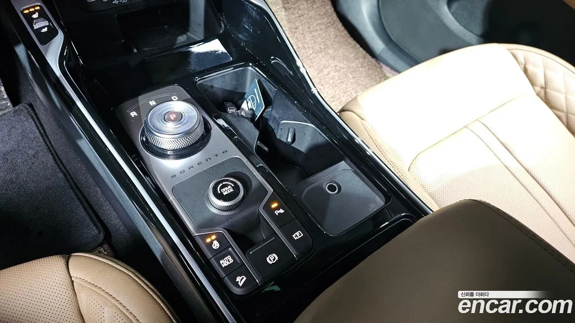 Kia Sorento — фото 7