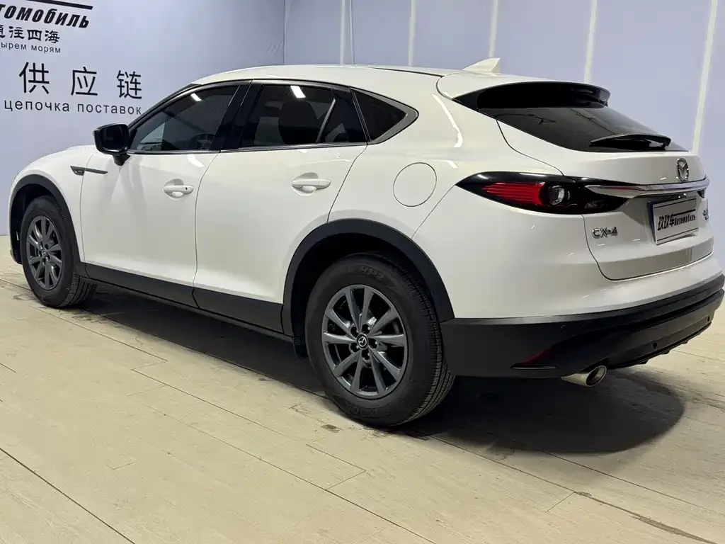 Mazda CX-4 — фото 2