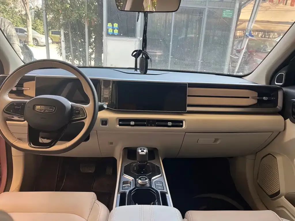 Geely Icon — фото 2