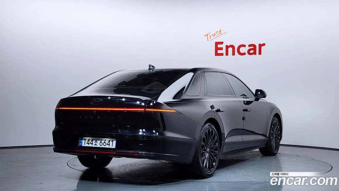 Hyundai Grandeur 2024 из KR, фото 3