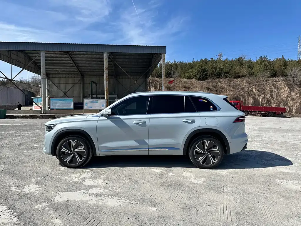 Geely Xingyue L EREV 2023 из CN, фото 3